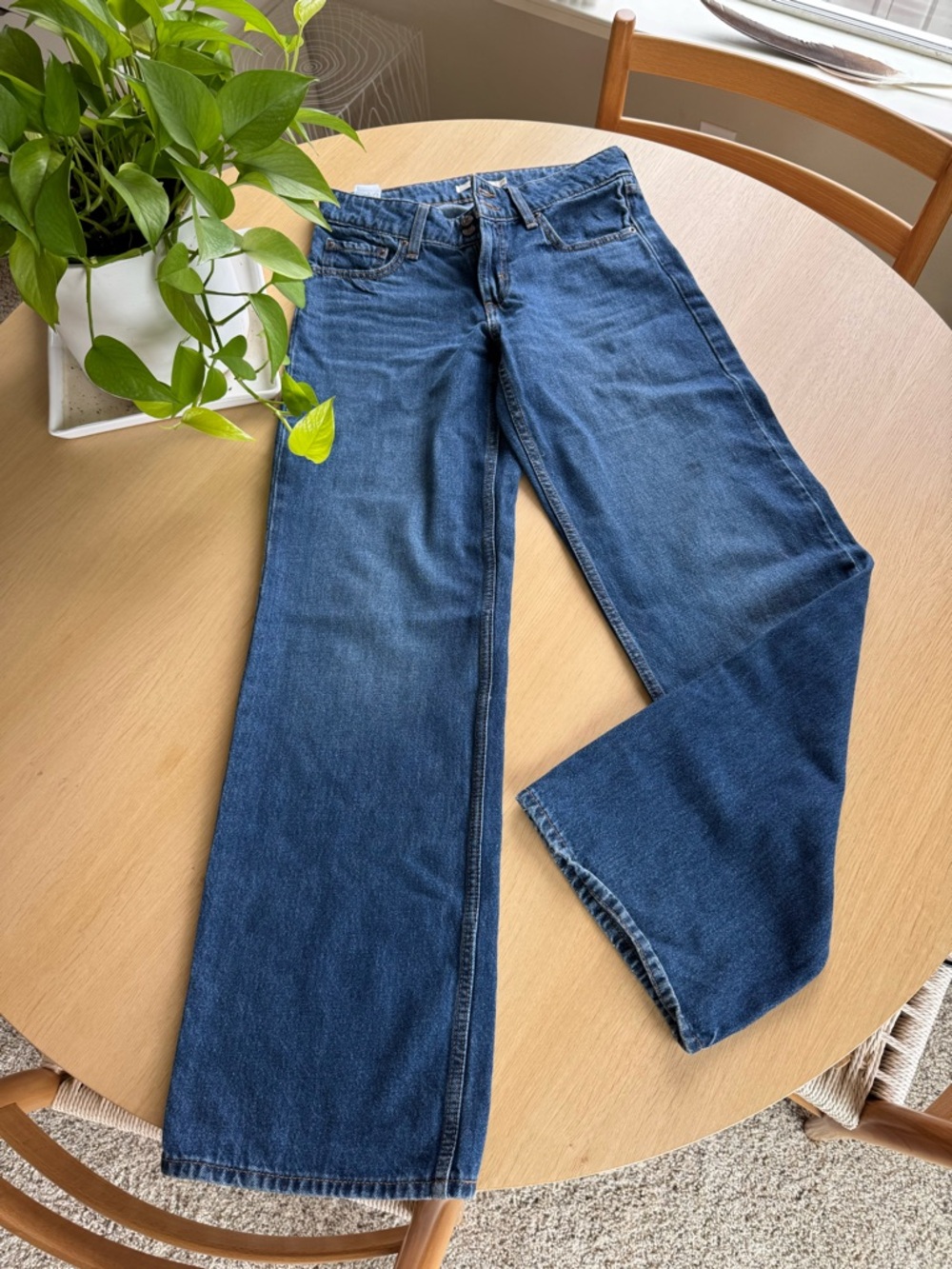 NWOT Levi's Women's Straight-Leg Jeans in Dark Blue Wash